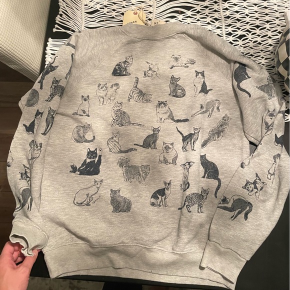 I Stole My Boyfriend’s Shirt Best Friend Cat SweatShirt Size Medium - Picture 3 of 4